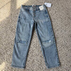 abercrombie kids high rise mini mom jean 11/12 short light destroyed NWT